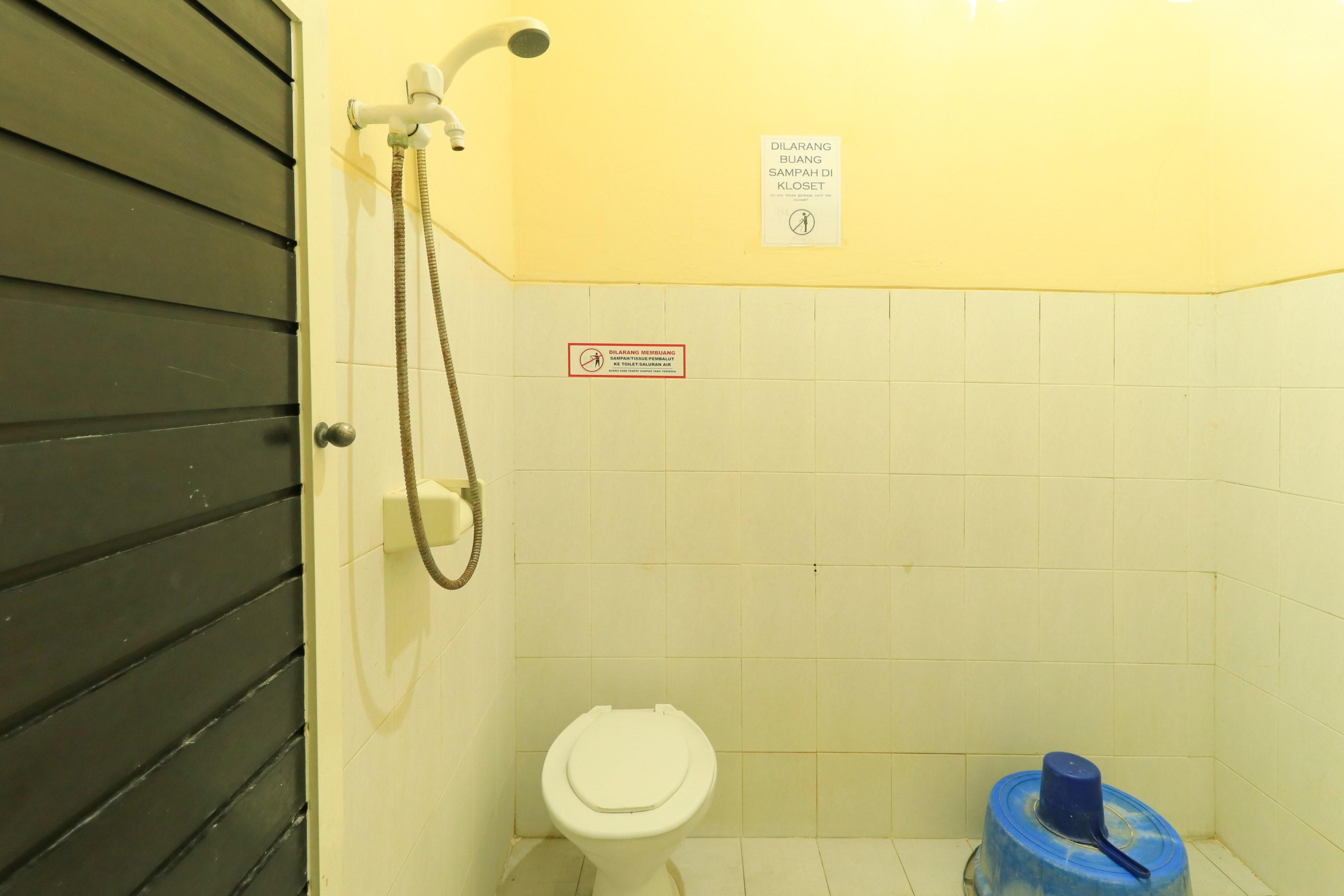 Penginapan Pondok Rizqi Syariah Brebek Kültér fotó